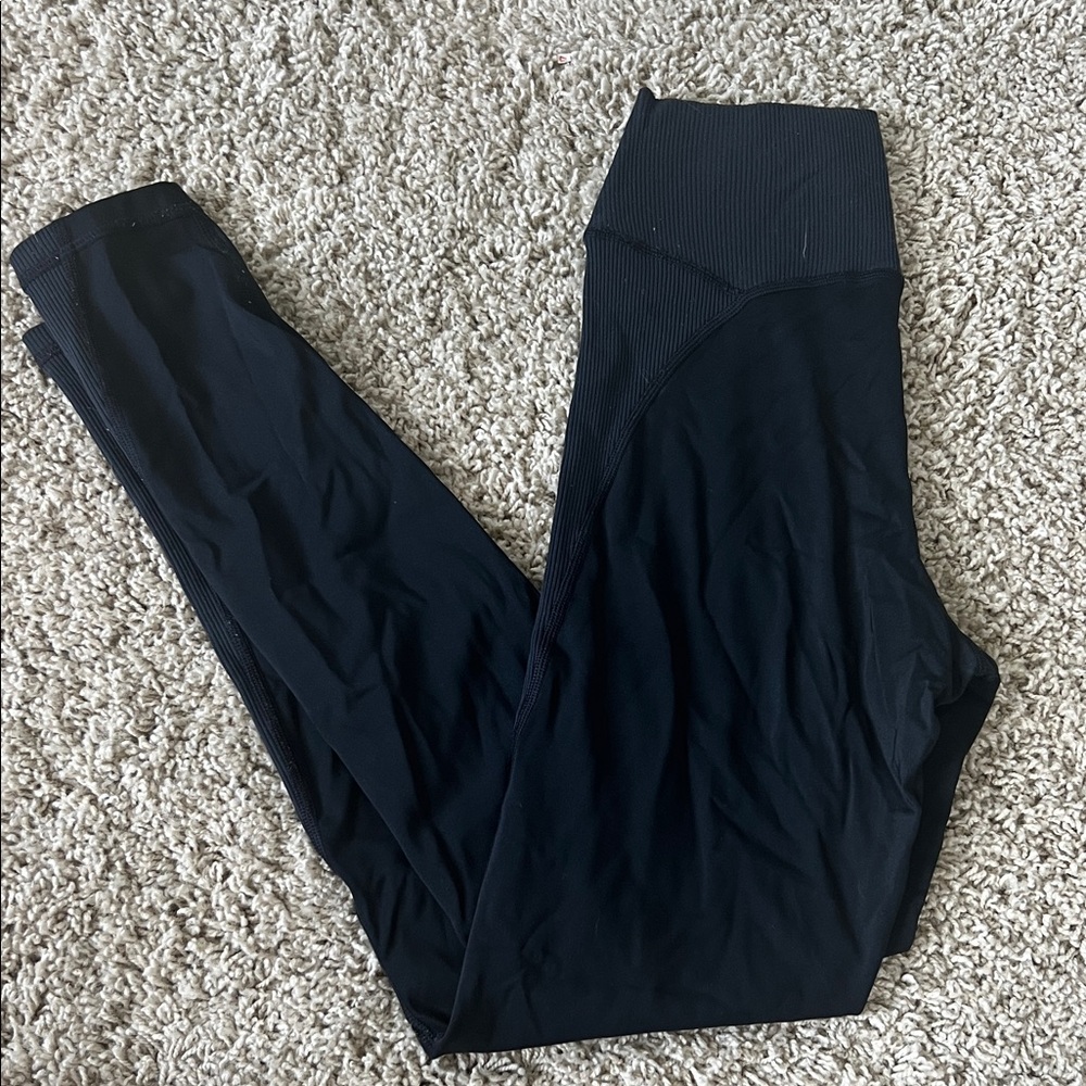 Aerie Black High-Waisted Leggings Ribbed Detail